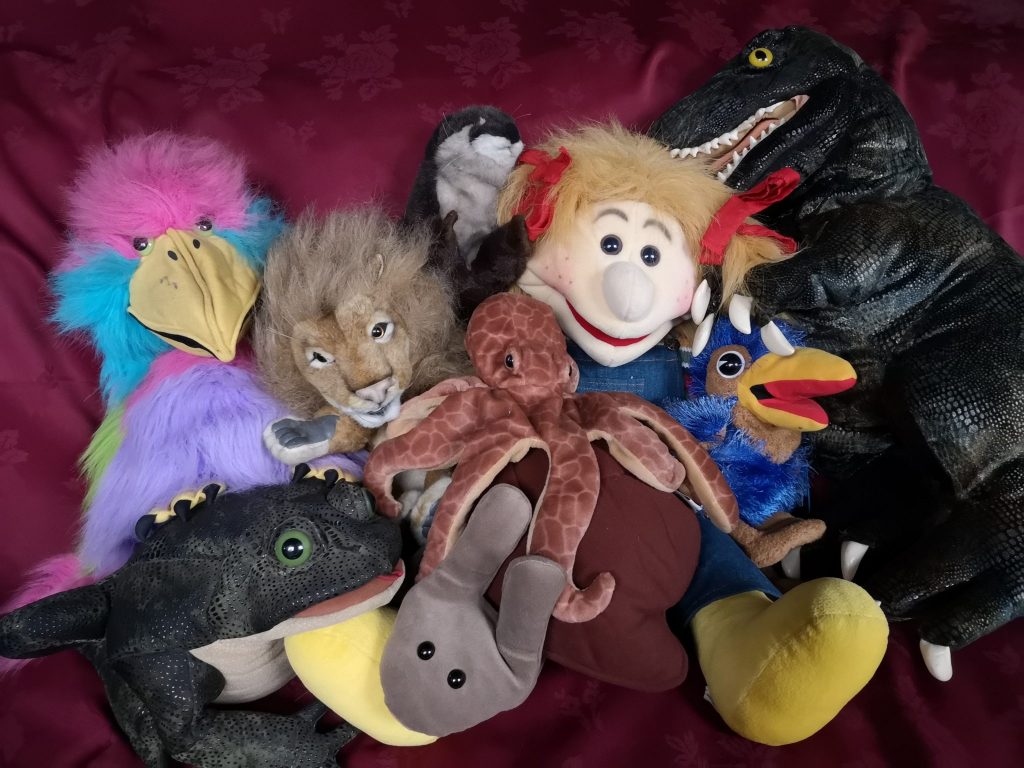 Puppet Making for Kids – School of Activism | PEOPLES REPUBLIC OF ...